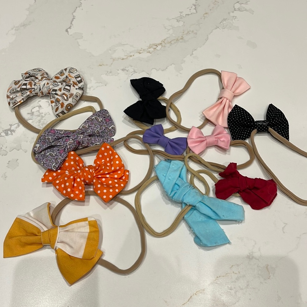 Girl’s Bow Set
